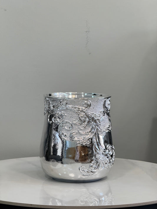 ستاند تقديم فضي لامع منقوش